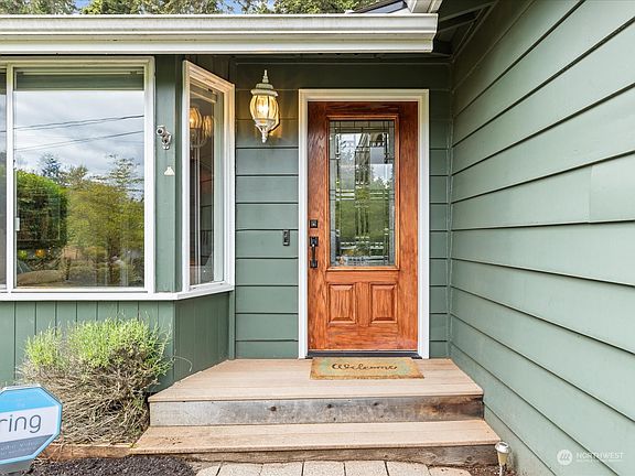 3rd image of 15629 183rd Avenue NE