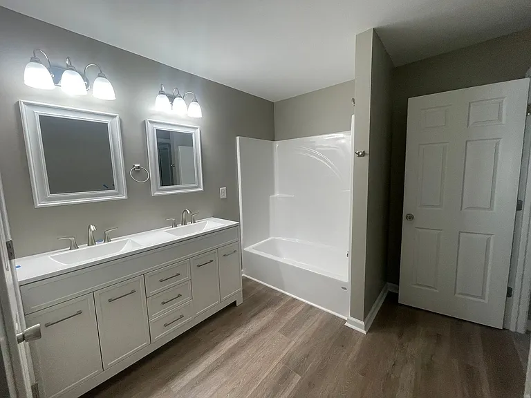 4599 Lexington Rd — Photo 9