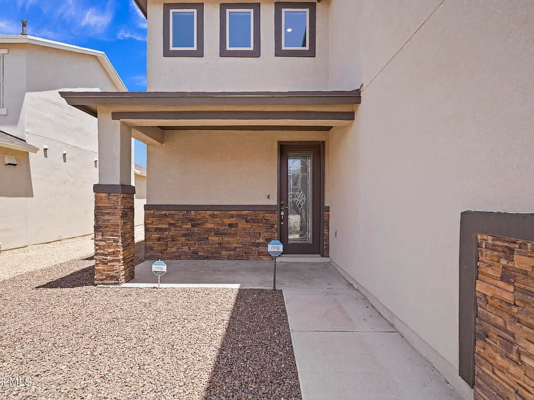 12245 Desert Pine Ave — Photo 4