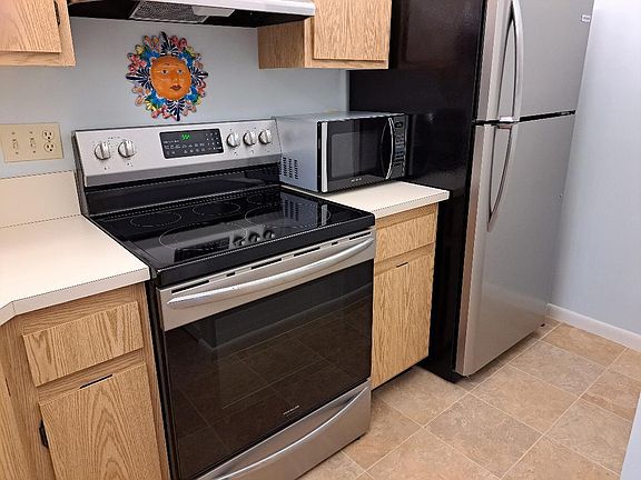 3rd image of 6531 SE Federal Hwy APT E202