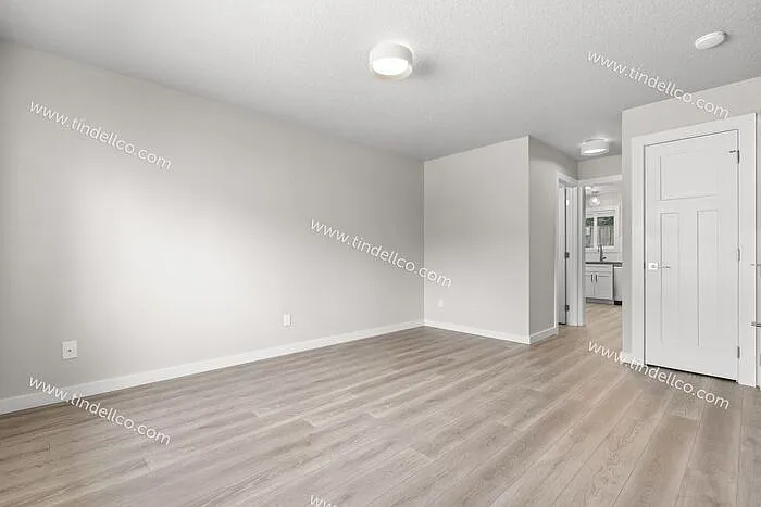 8019 SW 35th Ave #3 — Photo 3