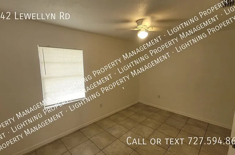 5442 Lewellyn Rd — Photo 5