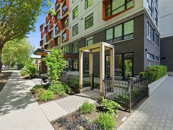 629 Speed Ave #101, Victoria, BC V8Z 1A5