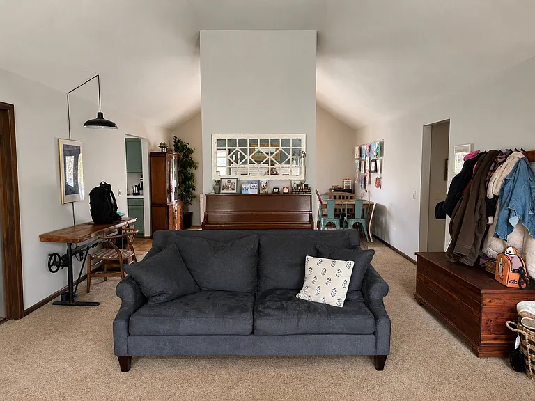 82 Rex Rd — Photo 12