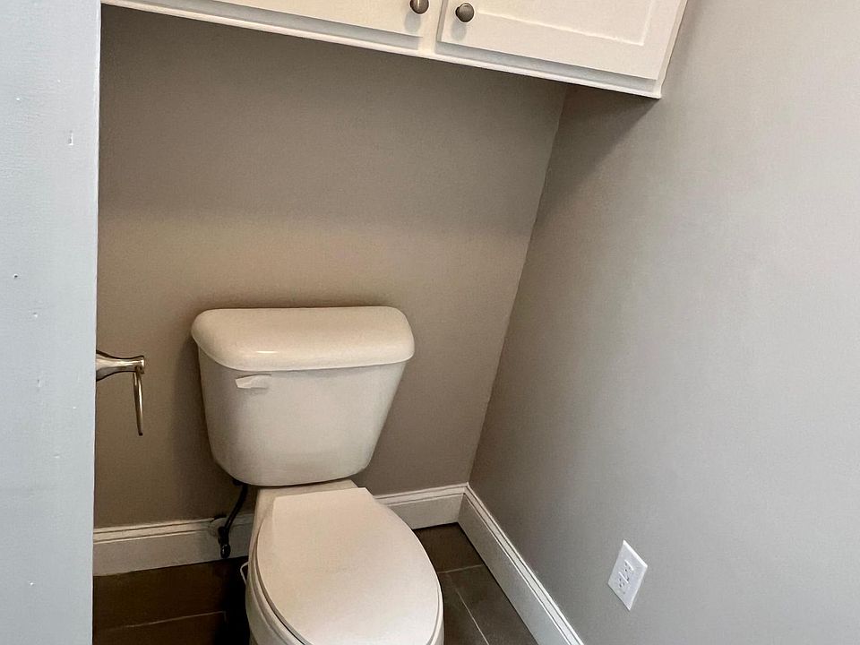 1st image of 1020 Windrose Dr #1020