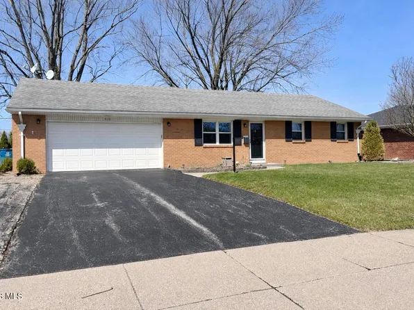 410 Overlook Dr, Waterville, OH 43566