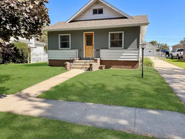 317 S 6th St, Albion, NE 68620
