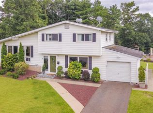 52 Agate Rd, East Brunswick, NJ 08816