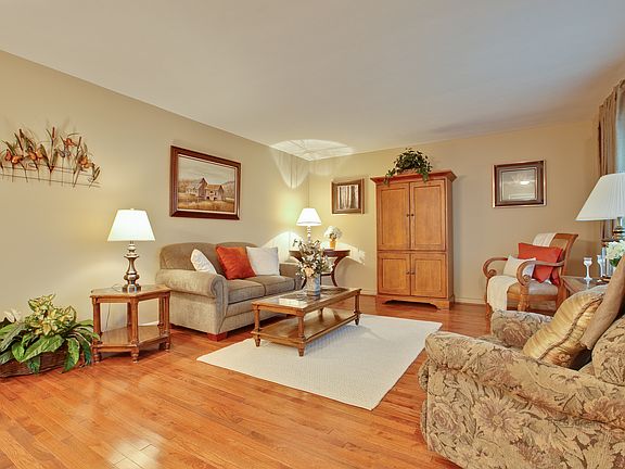 2nd image of 1440 Haase Ave