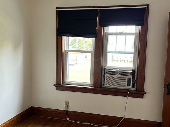 2nd image of 21120 W Toledo St
