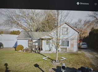 36264 Willow Rd, New Boston, MI 48164