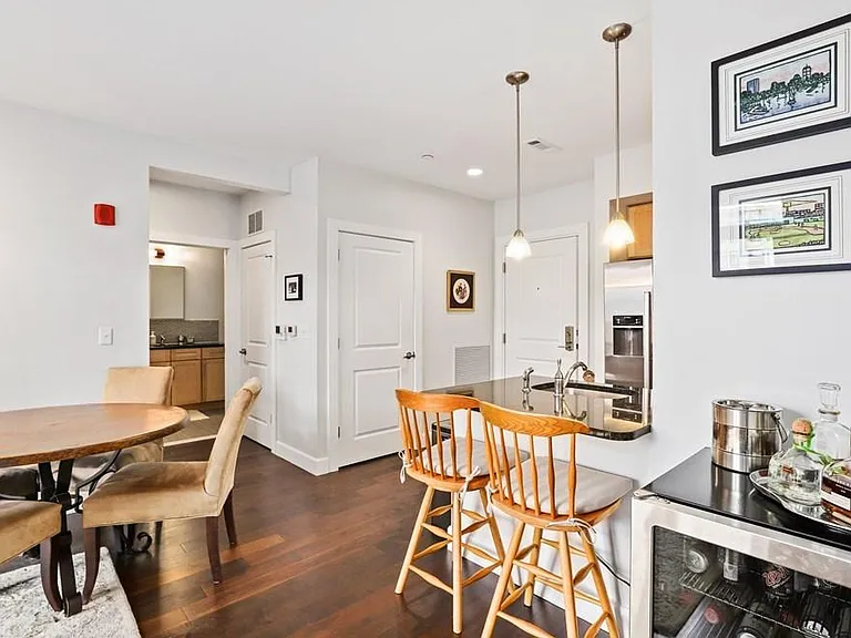 1501 Commonwealth Ave #302 — Photo 15