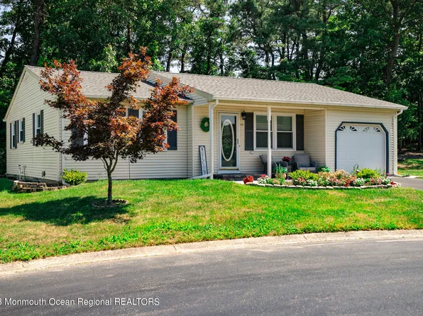 10 Hampshire Lane #72, Whiting, NJ 08759