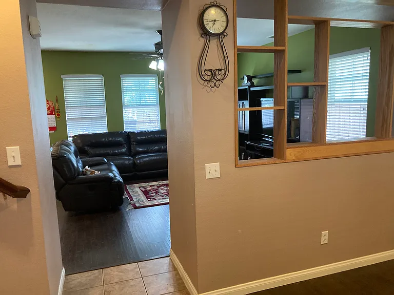 1668 Julia Way — Photo 16