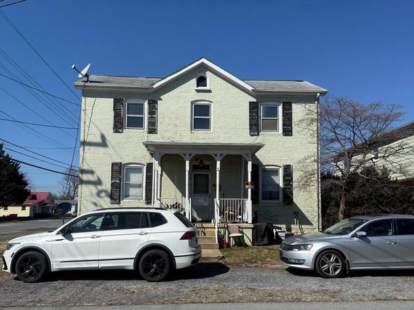 122 W 4th Ave, Ranson, WV 25438