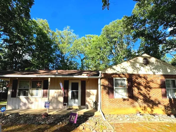 13306 Buchanan Dr, Fort Washington, MD 20744