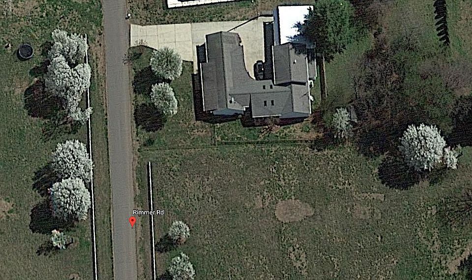 2nd image of 111 Rimmer Rd