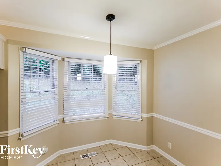 532 Russet Bend Dr — Photo 5
