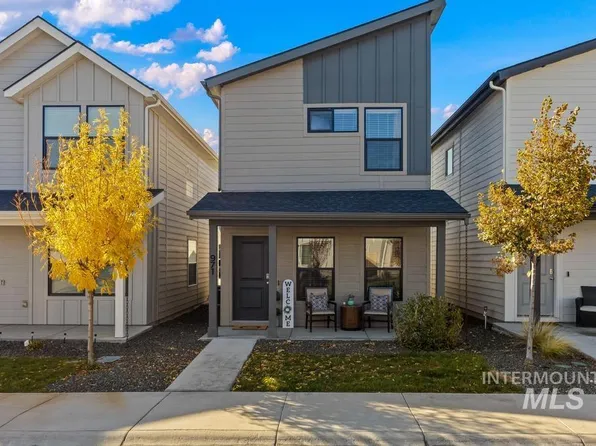 971 S Wavetrain Ave, Boise, ID 83709