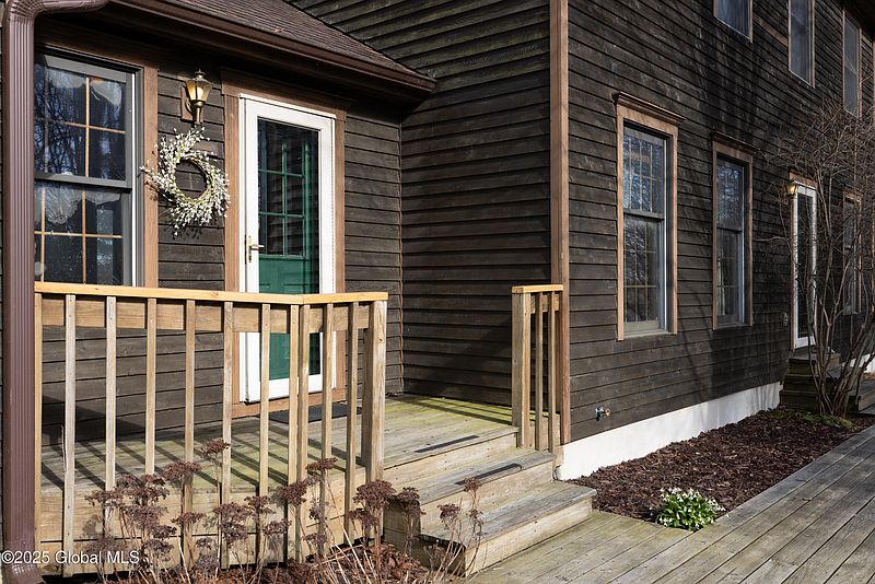 2nd image of 7 Stonehurst Drive