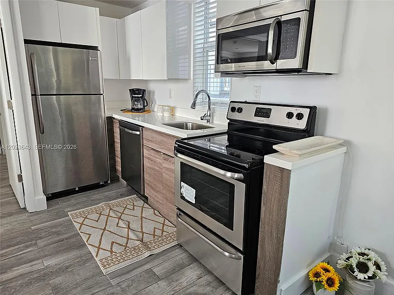 622 15th St #6 — Photo 7