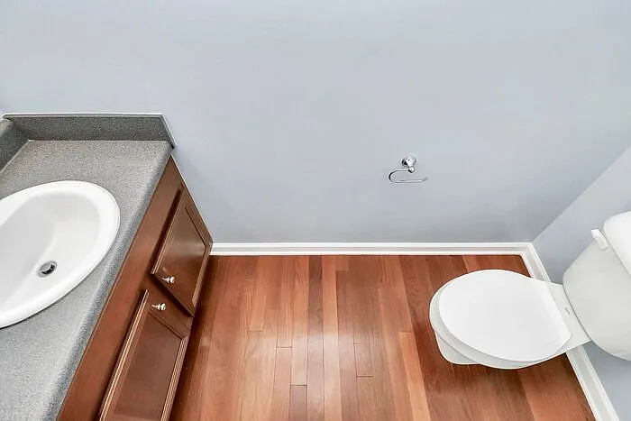 525 Donatello Ave #525 — Photo 15