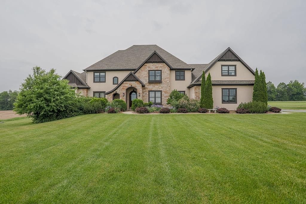 233414 STETTIN RIDGE COURT, Wausau, WI 54401 MLS 22232193 Zillow