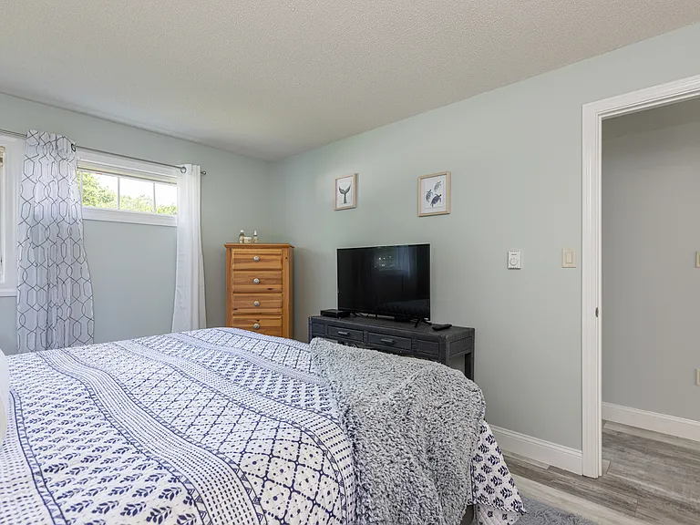 146 W Grand Ave #79 — Photo 16