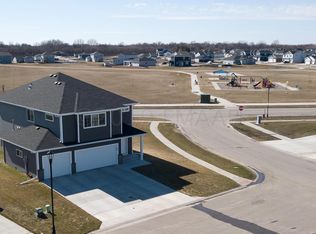 6292 60th Ave S, Fargo, ND 58104