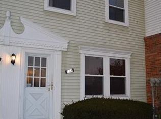 704 Countryside Dr, Mc Kees Rocks, PA 15136