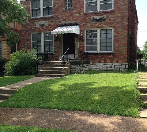 2nd image of 4936-4938 Winona Ave