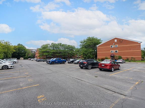 5th image of 561 Armstrong Rd #305