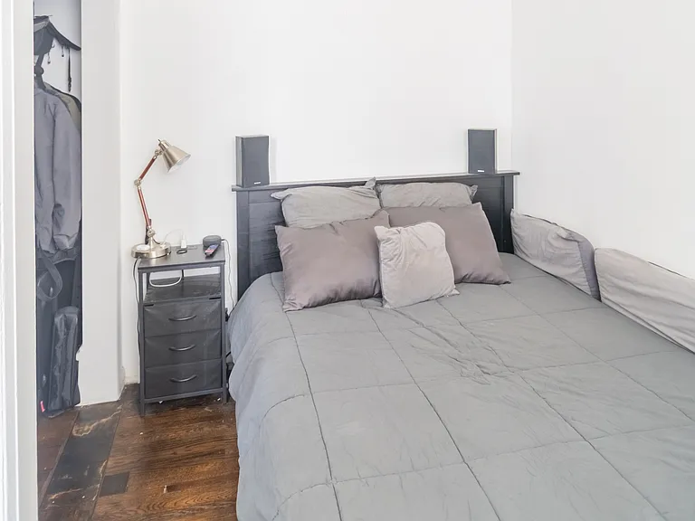 2811 N Lincoln Ave #AVENUE2L — Photo 9
