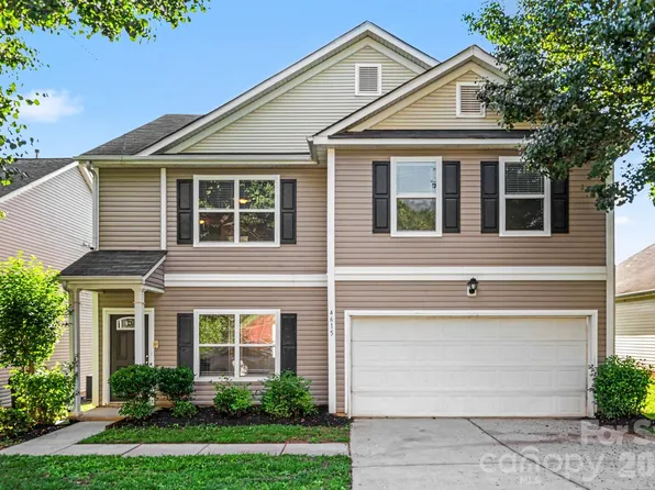 4615 Potters Glen Rd, Charlotte, NC 28269
