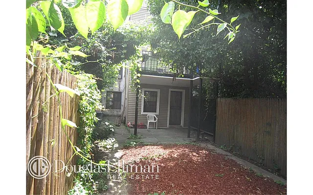 Rented by Douglas Elliman | media 70