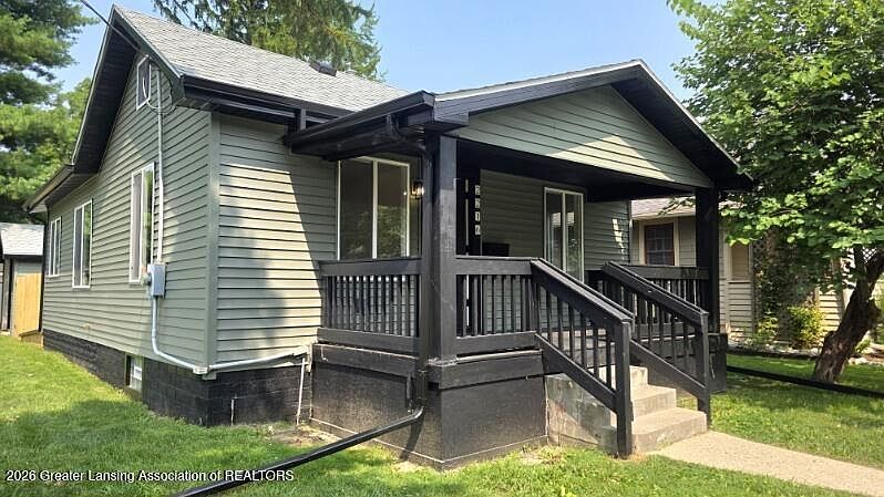 1st image of 2216 Sunnyside Ave