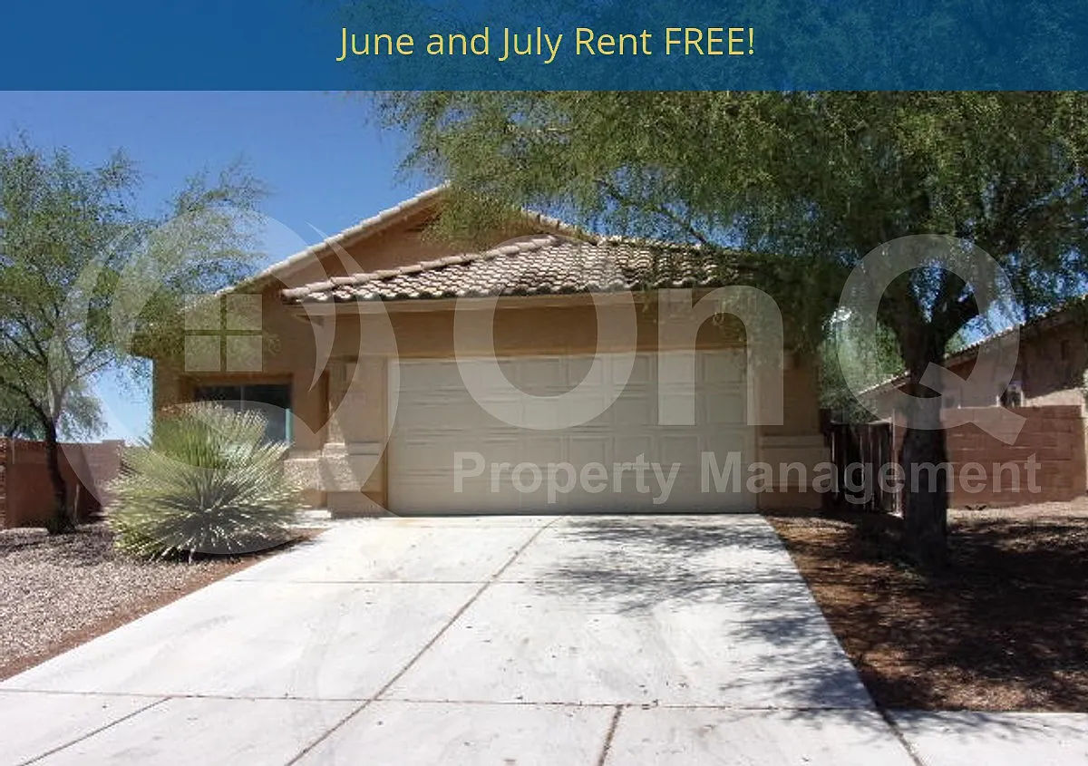 4 bed, 2.0 bath, 1660 sqft, $2,249 — Photo 1