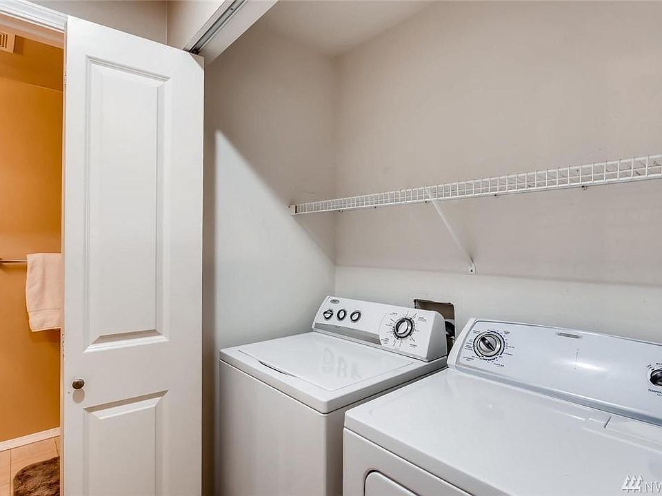 1st image of 23726 SE Summerhill Ln #23726