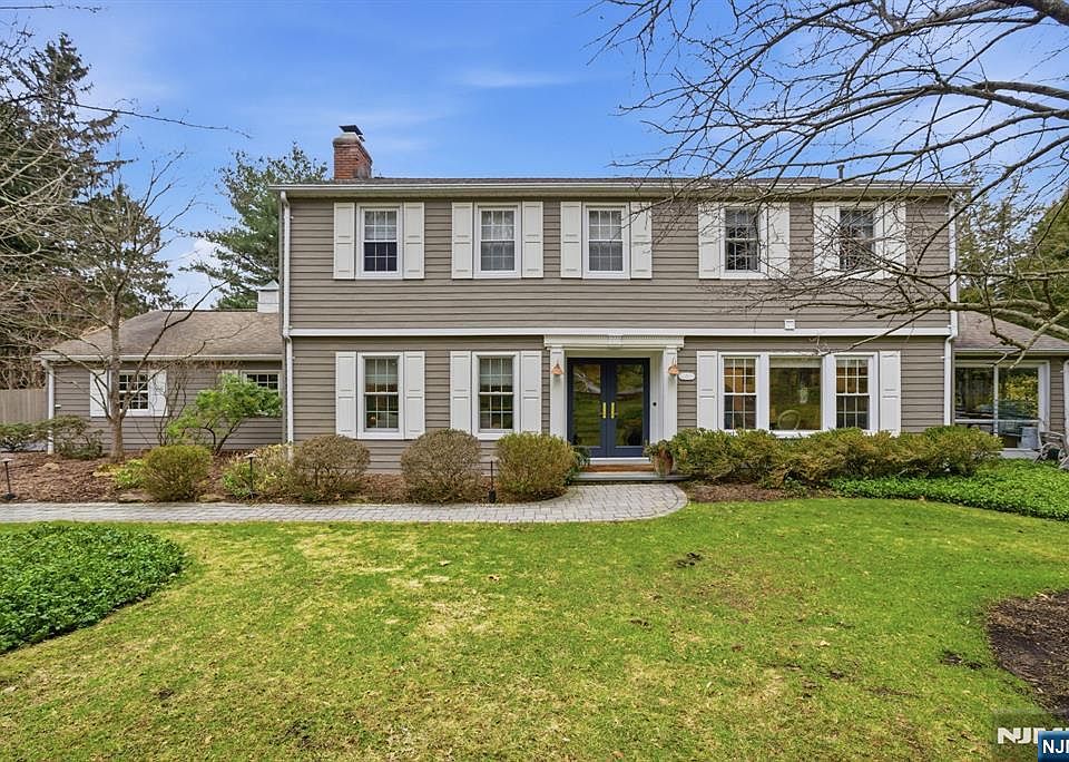 1st image of 21 Ridge Rd