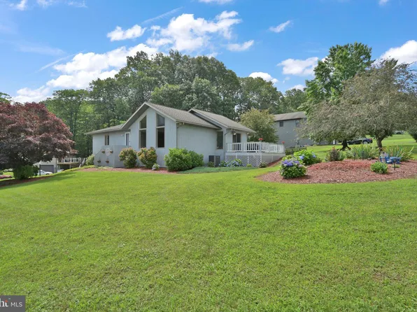 144 Creek Dr, Auburn, PA 17922