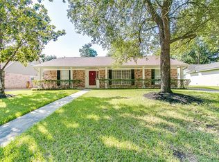 2702 Rolling Glen Dr, Spring, TX 77373