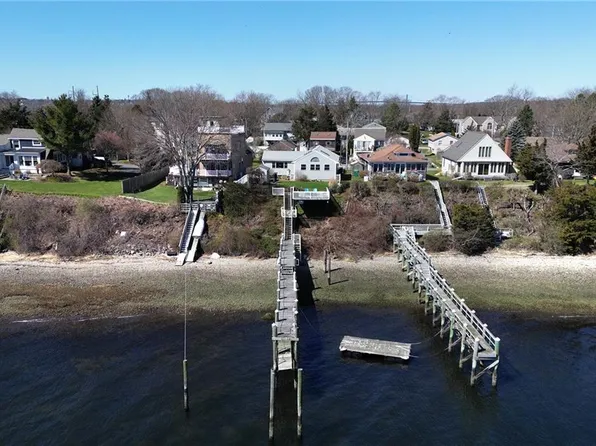 31 Narragansett Blvd, Portsmouth, RI 02871