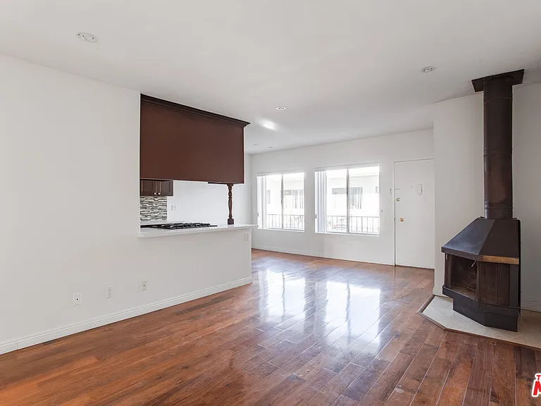 420 Raymond Ave #12A — Photo 3