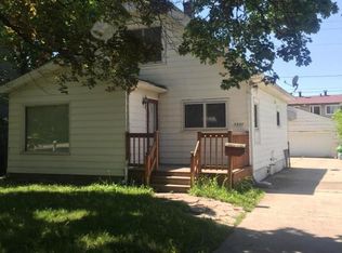 5937 N 42nd St, Milwaukee, WI 53209