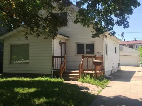 5937 N 42nd St, Milwaukee, WI 53209