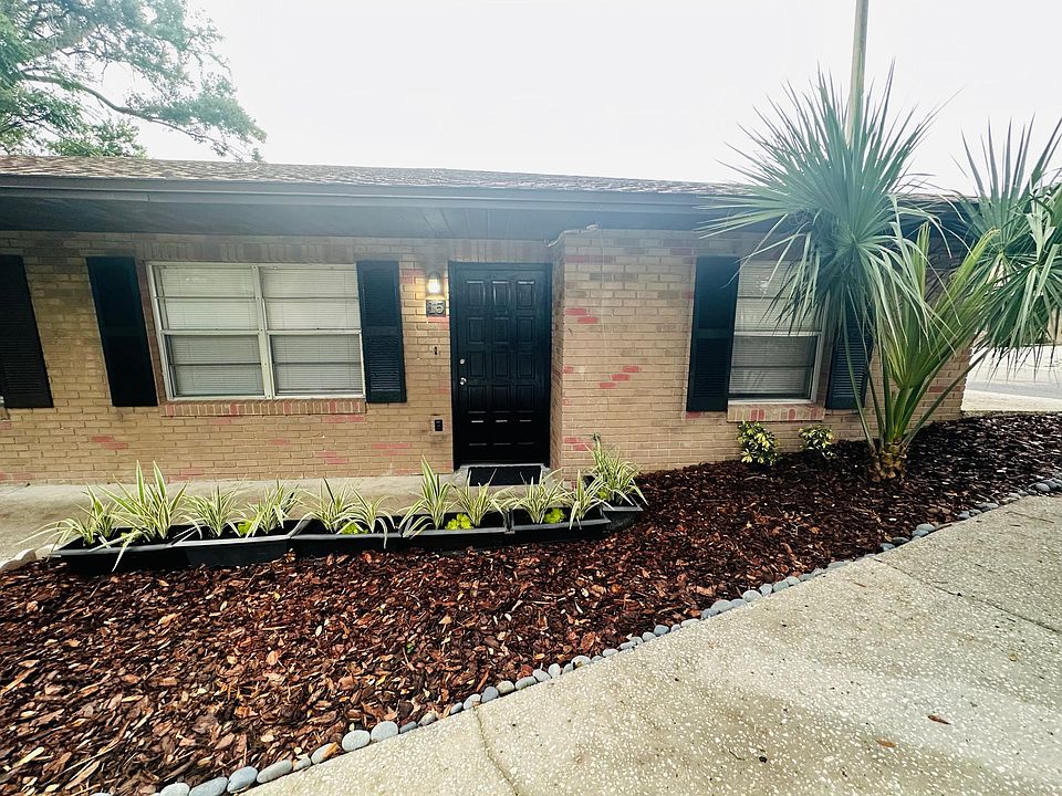 1st image of 101 Lake Hunter Dr APT 15