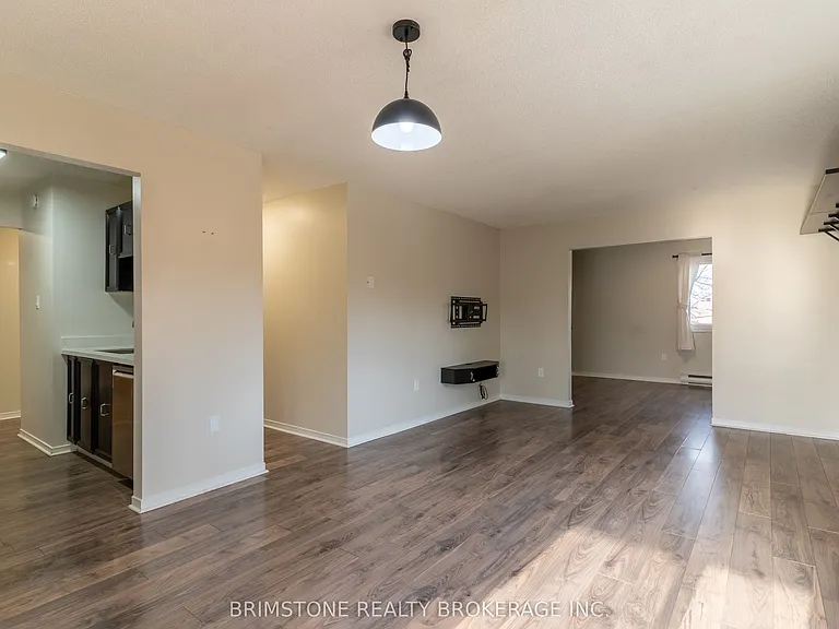 1 Quail Cres #312 — Photo 9