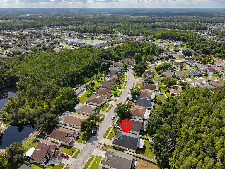1147 Timber Trace Dr — Photo 36