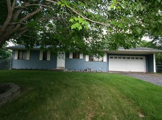 1801 Covington Ln, Eagan, MN 55122