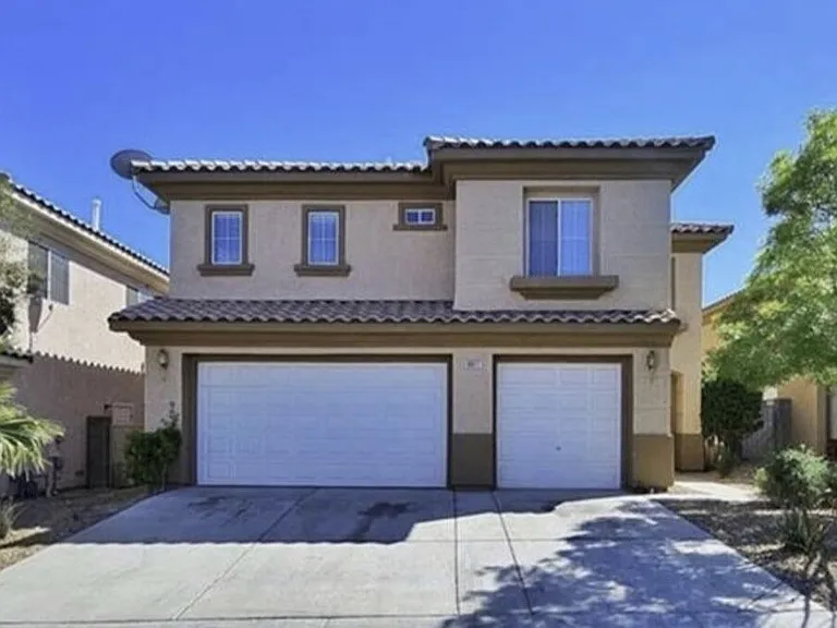 8917 Waltzing Waters Ct — Photo 57